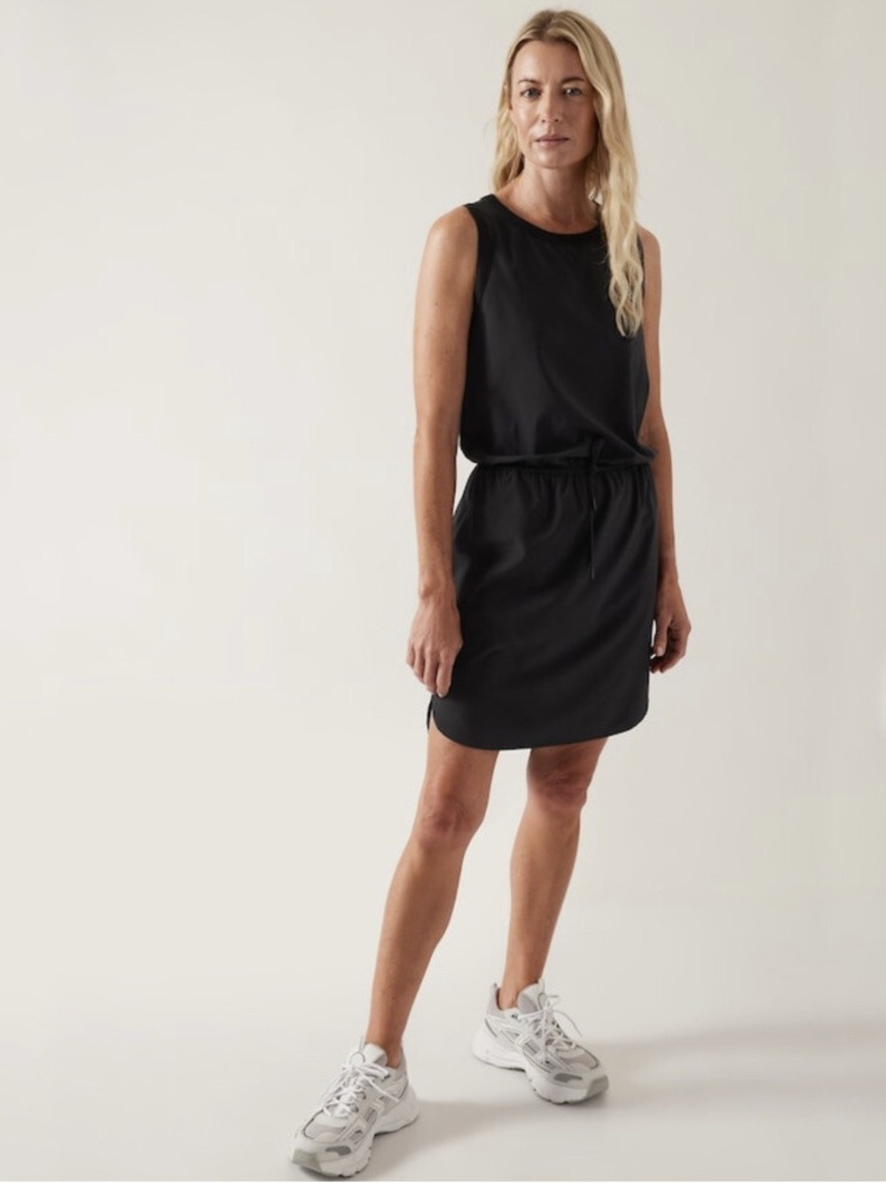 Athleta Rincon Black Sleeveless Drawstring Waist Travel Dress